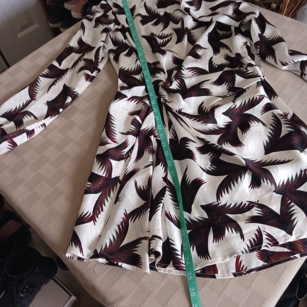 A.L.C. Freja Leaf Print Twist Front Silk Dreas - Picture 8 of 13